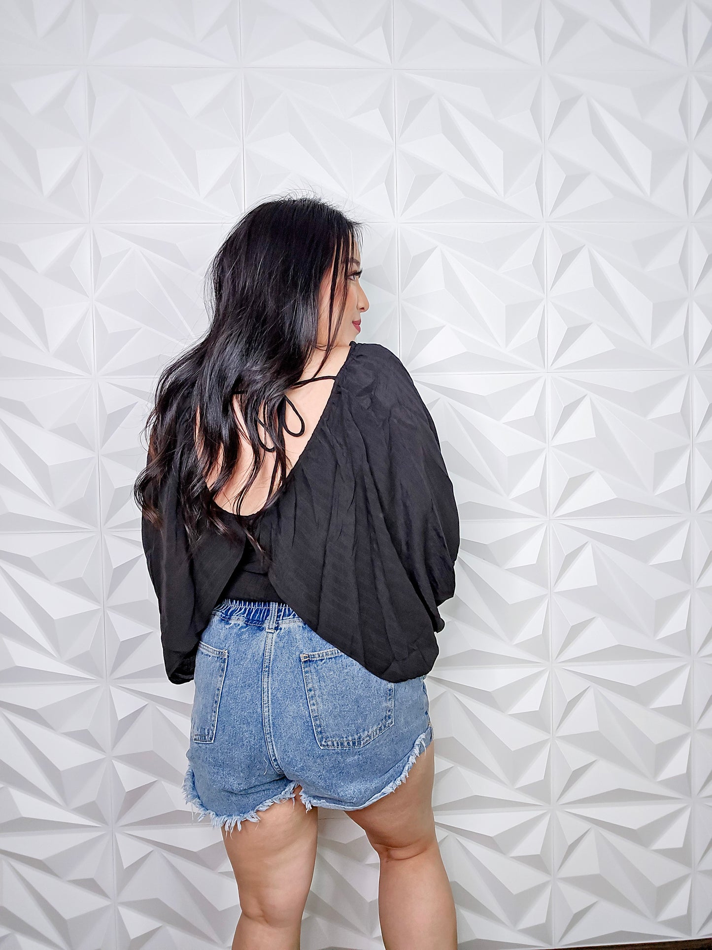 T545 - Black Long Sleeve Batwing Woven Bodysuit