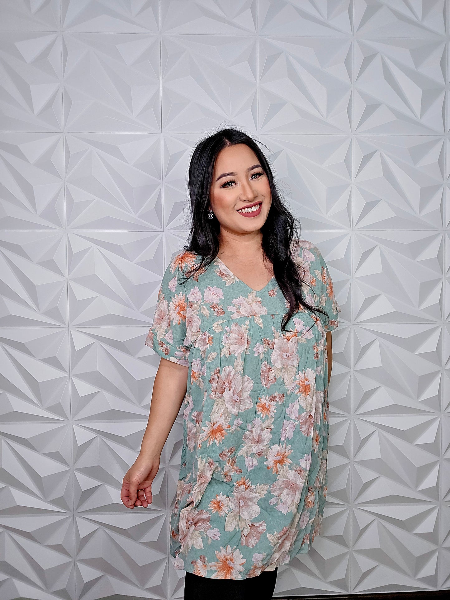 T548 - Sage Short Sleeve Floral Woven Babydoll Tunic Dress