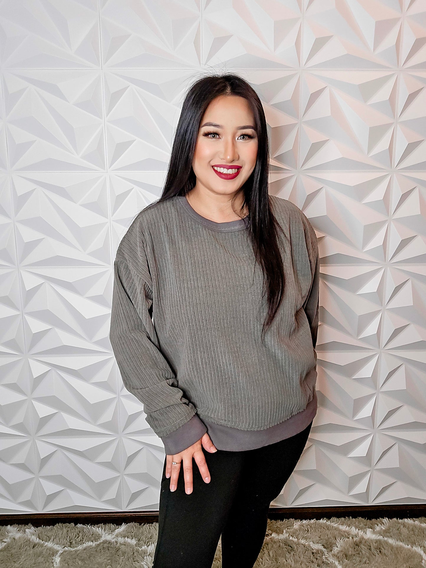 T690 -  Oversized Soft Textured Knit Sweater (CHARCOAL)